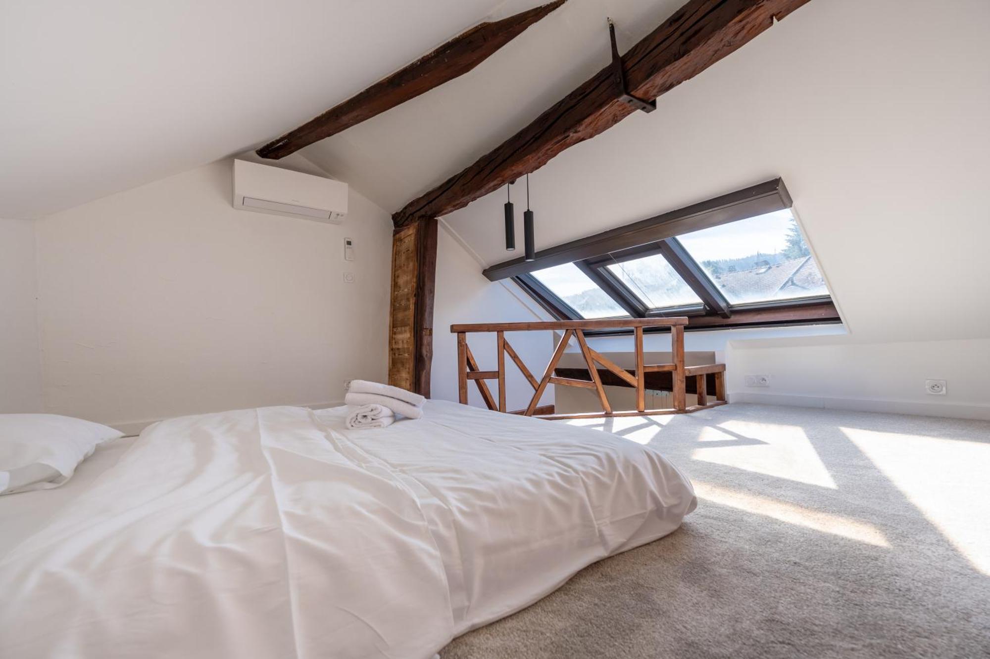 Sous Les Toits D'Annecy, Un Appartement Irresistible Pour 1 A 6 Personnes En Plein Coeur De Ville Exterior photo